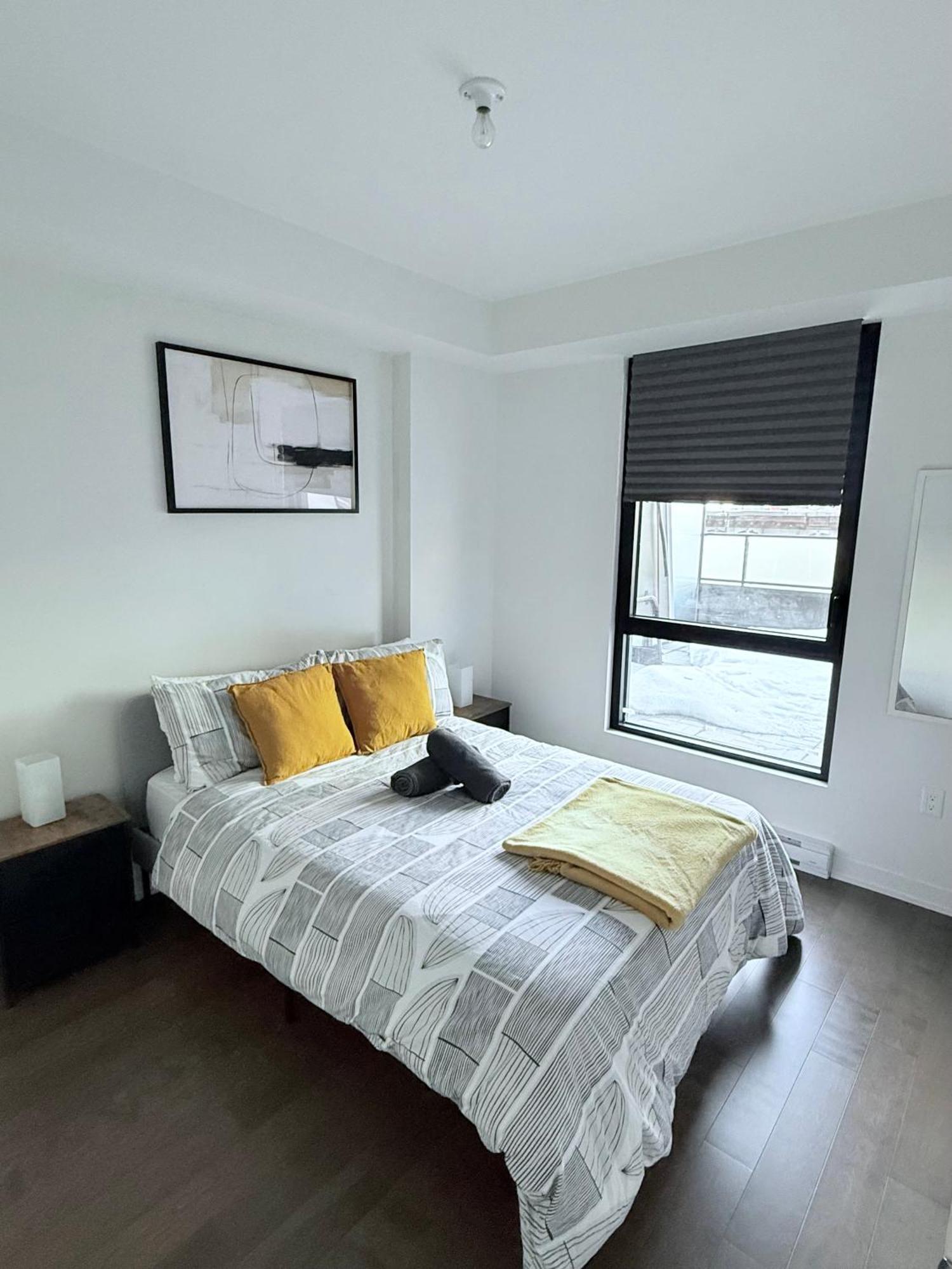 Condo In The Heart Of Downtown Montreal Exterior photo